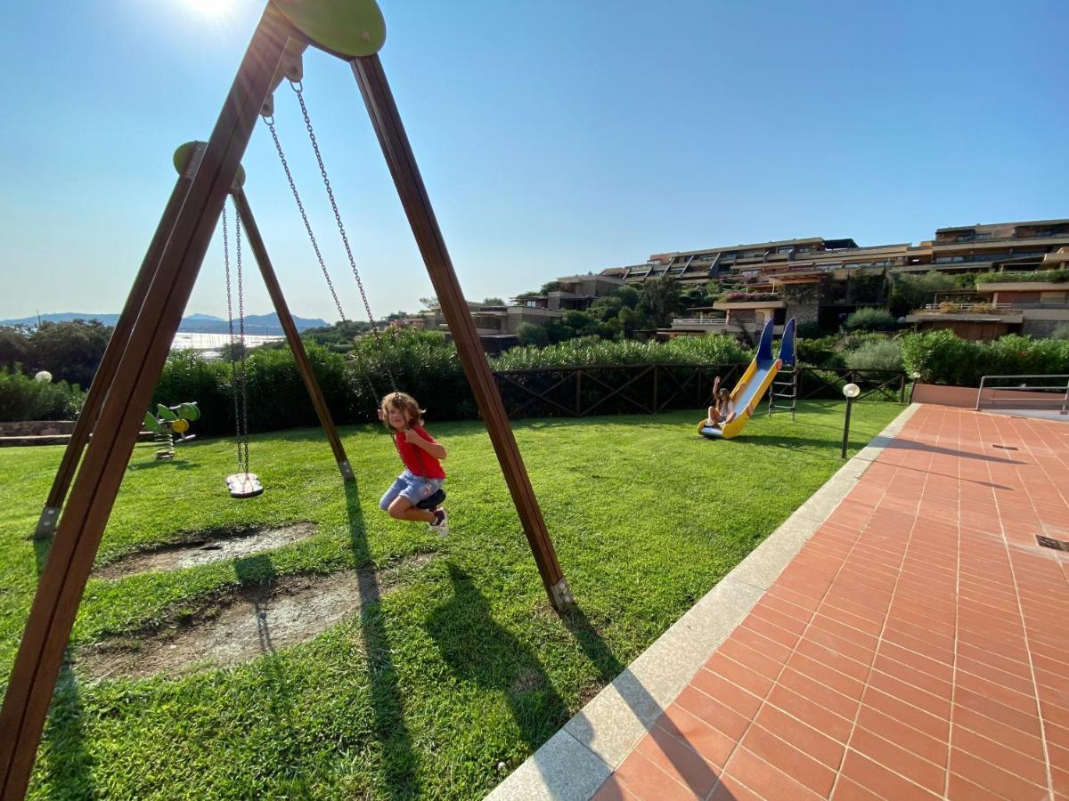 Martin & Nicole'S Home Portisco Bagian luar foto
